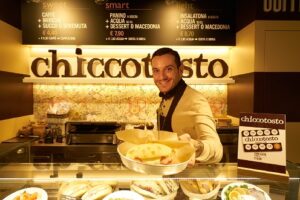 Scopri di più sull'articolo Chiccotosto di Cir Food: alla Stazione di Parma una sosta di gusto e innovazione