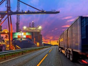 Scopri di più sull'articolo Firmato il rinnovo del CCNL Logistica, Trasporto merci e Spedizione